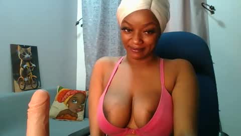 Snapshot of sexy_sweetcandy chatting on 10.19.25 sexy sweetcandy online show from 10.19.25