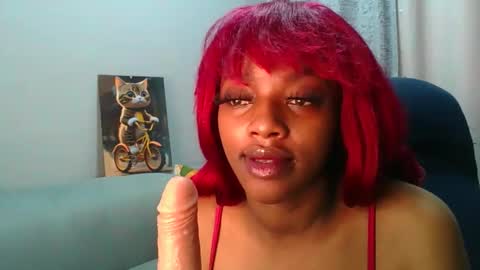 Snapshot of sexy_sweetcandy chatting on 12.05.25 sexy sweetcandy online show from 12.05.25