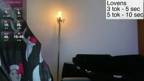 Snapshot of sexy_sweets chatting on 11.23.25 Sexy-Sweets online show from 11.23.25