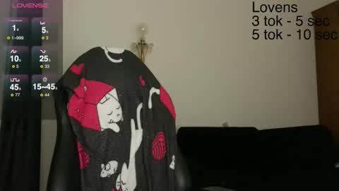 Snapshot of sexy_sweets chatting on 11.29.25 Sexy-Sweets online show from 11.29.25