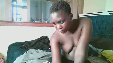 Snapshot of sexy_talisha chatting on 12.04.25 sexy_talisha online show from 12.04.25