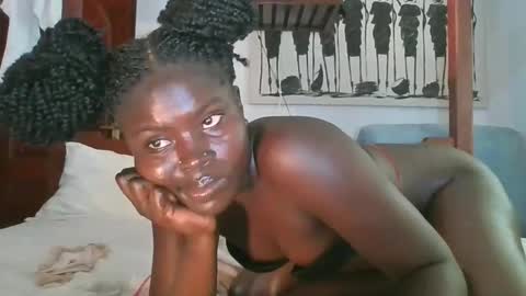 Snapshot of sexy_veena chatting on 11.19.25 sexy_veena online show from 11.19.25