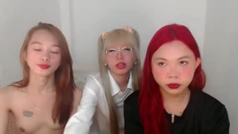 Snapshot of sexy_venicexx chatting on 12.27.24 online show from 12.27.24