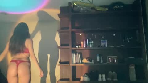 Alice Skay online show from 09.29.25