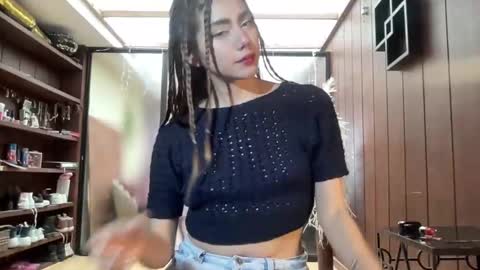 Snapshot of sexyaliceskay chatting on 01.09.26 Alice Skay online show from 01.09.26