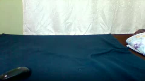 Snapshot of sexyapple2002 chatting on 10.16.25 sexyapple2002 online show from 10.16.25