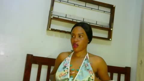 Snapshot of sexybaddie_ chatting on 11.30.25 Lisa online show from 11.30.25