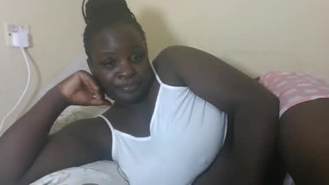 Snapshot of sexyblackgal10 chatting on 11.23.25 sexyblackgal10 online show from 11.23.25