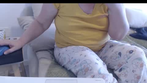 Sexyblonde4u58 online show from 03.10.26