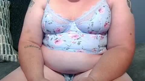 Snapshot of sexybri1674 chatting on 06.19.26 sexybri1674 online show from 06.19.26