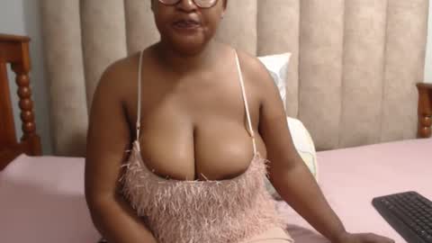 sexybustyxx online show from 04.16.26