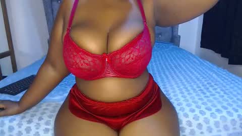 Snapshot of sexychocco_ chatting on 09.29.25 sexychocco online show from 09.29.25