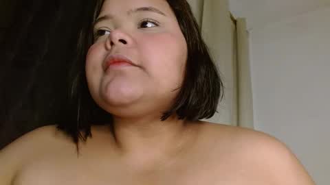 Snapshot of sexychubbyy chatting on 02.08.25 Eva online show from 02.08.25