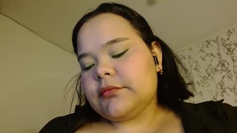 Snapshot of sexychubbyy chatting on 10.11.25 Eva online show from 10.11.25
