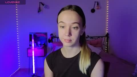 Sophia online show from 10.31.25