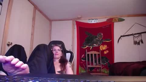 Snapshot of sexycoloradolovers chatting on 12.21.25 Austin and Megan online show from 12.21.25