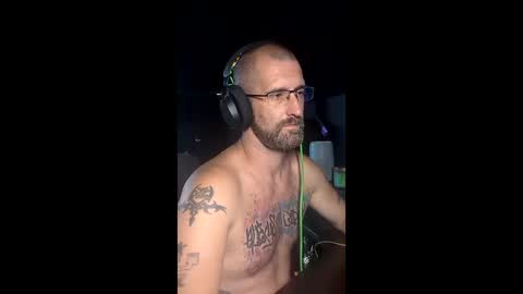 Snapshot of sexydaddy115851 chatting on 05.29.26 Jasyn online show from 05.29.26