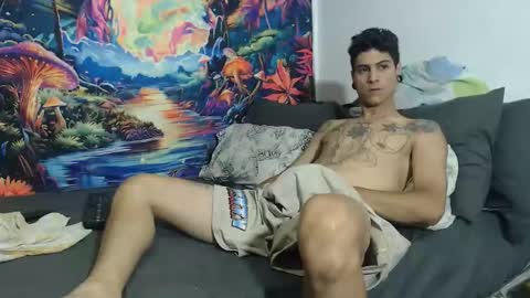 Snapshot of sexydarkhunter2 chatting on 04.06.26 Mike online show from 04.06.26