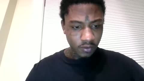 Snapshot of sexydavido chatting on 12.16.25 TreySexxxy online show from 12.16.25