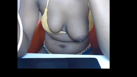 Snapshot of sexydebabe chatting on 10.22.25 sexydebabe online show from 10.22.25