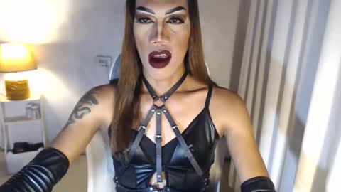 Devine online show from 12.14.25