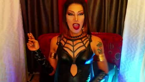 Devine online show from 08.04.26