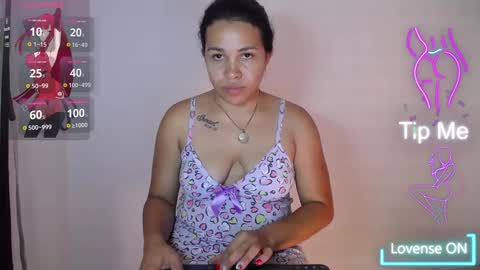 Snapshot of sexydiabliita chatting on 09.11.25 sexydiabliita online show from 09.11.25