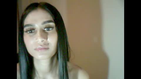 Snapshot of sexydiva02 chatting on 10.25.25 sexydiva02 online show from 10.25.25