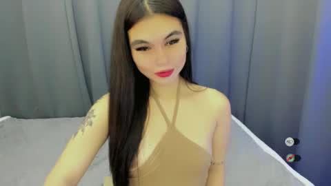 Snapshot of sexydollfox chatting on 12.21.24 sexydollfox online show from 12.21.24