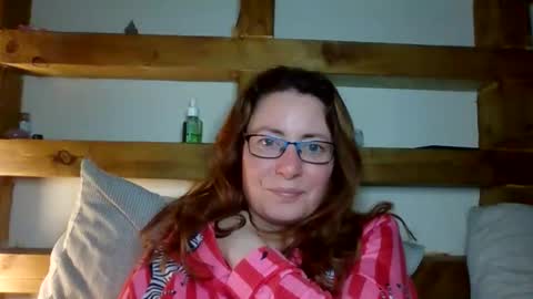 Snapshot of sexyemilyoliver chatting on 02.16.26 Emily online show from 02.16.26