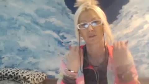 ENI pvt moan your name  WHEN I M NOT online you tell me in SNAPCHAT deal yes add me...  FREE TWITTER magiconline101...... online show from 01.20.25