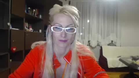 ENI pvt moan your name  WHEN I M NOT online you tell me in SNAPCHAT deal yes add me...  FREE TWITTER magiconline101...... online show from 09.16.25