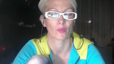 ENI pvt moan your name  WHEN I M NOT online you tell me in SNAPCHAT deal yes add me...  FREE TWITTER magiconline101...... online show from 09.21.25