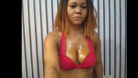 Snapshot of sexyeye368293 chatting on 11.24.25 sexyeye368293 online show from 11.24.25