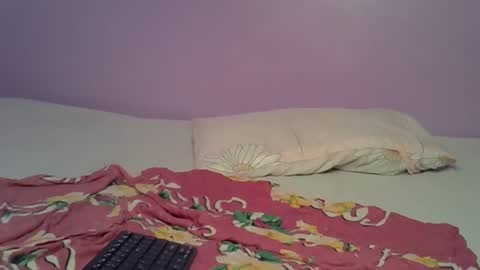 Snapshot of sexyfassy chatting on 10.18.25 faisy online show from 10.18.25