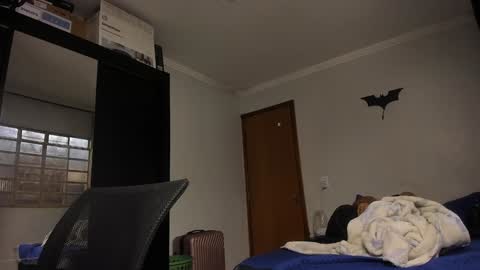 Snapshot of sexyflightz chatting on 12.18.24 chris online show from 12.18.24