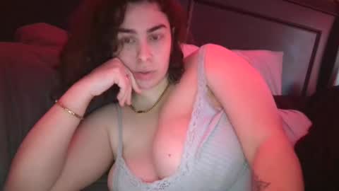 Snapshot of sexygoddesslizaaa chatting on 12.21.24 ETERNAL GODDESS WOMAN online show from 12.21.24