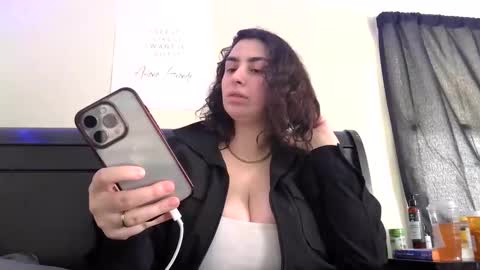 Snapshot of sexygoddesslizaaa chatting on 02.03.25 ETERNAL GODDESS WOMAN online show from 02.03.25