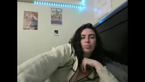 Snapshot of sexygoddesslizaaa chatting on 09.20.25 ETERNAL GODDESS WOMAN online show from 09.20.25