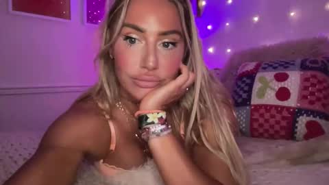 Ashley Love online show from 06.10.26