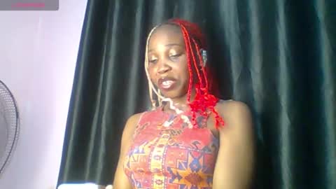 Snapshot of sexyhotbody_haileyxx chatting on 09.29.25 Hailey online show from 09.29.25