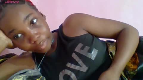 Snapshot of sexyhotbody_haileyxx chatting on 10.10.25 Hailey online show from 10.10.25