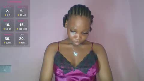 Snapshot of sexyhotbody_haileyxx chatting on 10.28.25 Hailey online show from 10.28.25