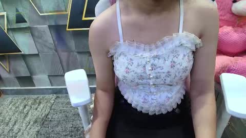 sexyislive online show from 10.28.25