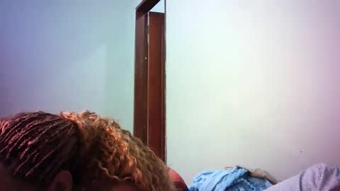 Snapshot of sexyjaz20 chatting on 10.24.25 sexy jaz online show from 10.24.25