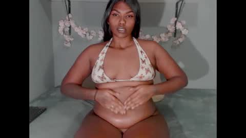 Snapshot of sexykitten147 chatting on 09.20.25 SexyKitten147 online show from 09.20.25