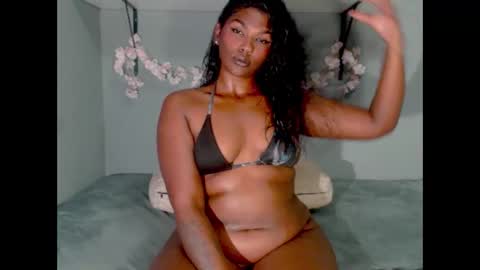 Snapshot of sexykitten147 chatting on 10.13.25 SexyKitten147 online show from 10.13.25