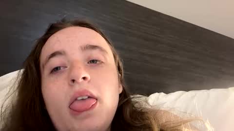 sexykitten2519535 online show from 11.22.25