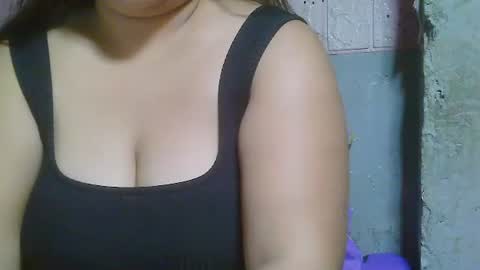 Snapshot of sexykittymom chatting on 02.17.26 sexykittymom online show from 02.17.26