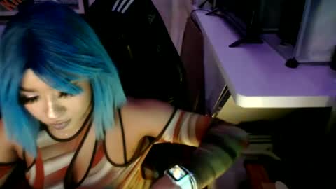 Snapshot of sexylatincouple chatting on 02.14.25 SEXYLATINCOUPLE online show from 02.14.25